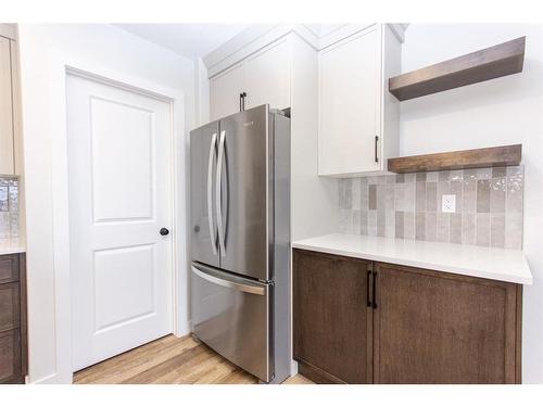 44 Toal Close, Red Deer, AB - Indoor Photo Showing Kitchen