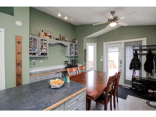 126 Sunridge Avenue, Blackfalds, AB - Indoor Photo Showing Dining Room