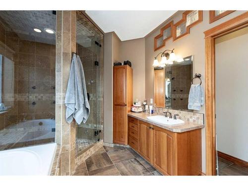 5104 55 Street Close, Eckville, AB - Indoor Photo Showing Bathroom