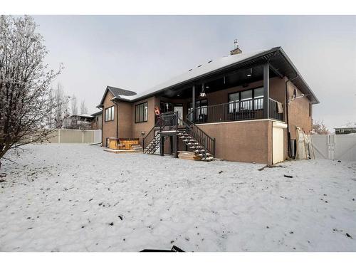 5104 55 Street Close, Eckville, AB - Outdoor