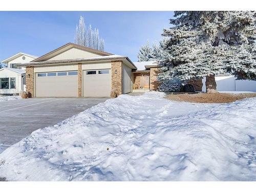 25 Rose Crescent, Red Deer, AB - Outdoor