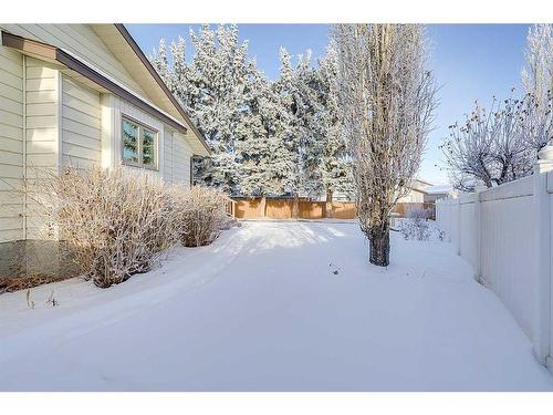 25 Rose Crescent, Red Deer, AB - Outdoor