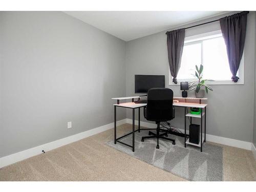 11 Fawn Meadows Drive, Delburne, AB - Indoor Photo Showing Office