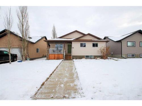 11 Fawn Meadows Drive, Delburne, AB - Outdoor