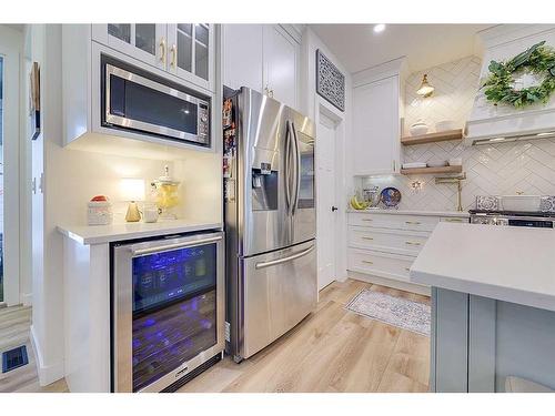 32 Eagle Drive, Rural Lacombe County, AB - Indoor Photo Showing Kitchen