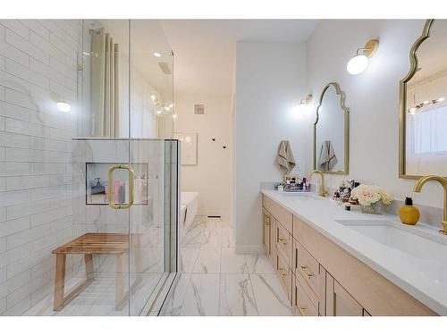 32 Eagle Drive, Rural Lacombe County, AB - Indoor Photo Showing Bathroom