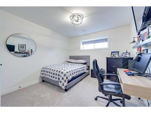 32 Eagle Drive, Rural Lacombe County, AB - Indoor Photo Showing Bedroom