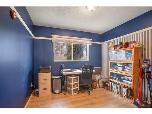 133 Maxwell Avenue, Red Deer, AB - Indoor Photo Showing Office