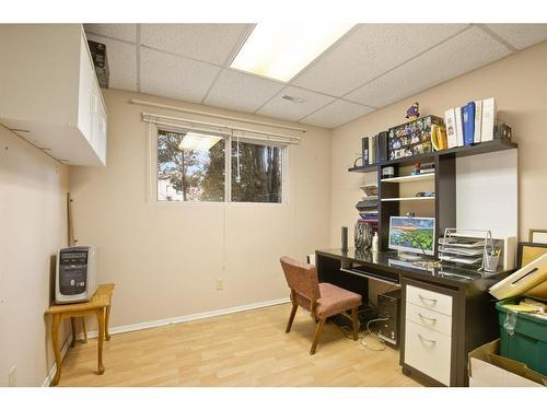 133 Maxwell Avenue, Red Deer, AB - Indoor Photo Showing Office