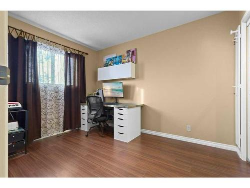 15 Edis Close, Red Deer, AB - Indoor Photo Showing Office