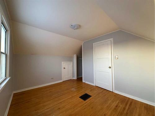 5407 56 Street, Ponoka, AB - Indoor Photo Showing Other Room