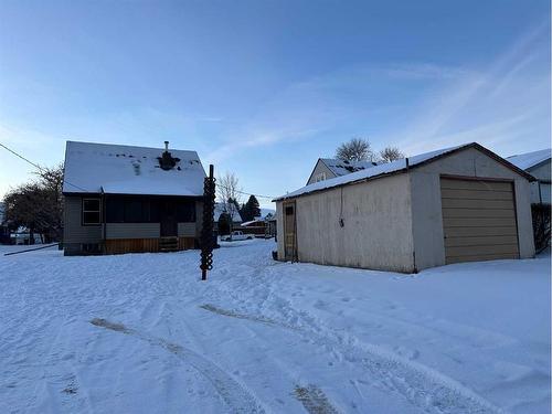 5407 56 Street, Ponoka, AB - Outdoor