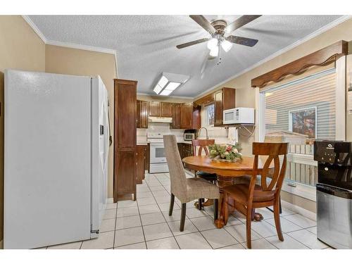 59 Gish Street, Red Deer, AB - Indoor Photo Showing Dining Room