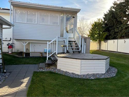 6002 54 Avenue, Camrose, AB - Outdoor