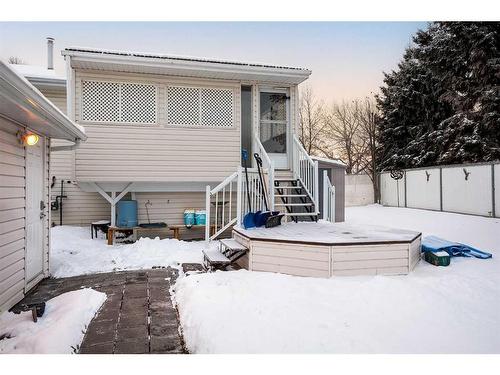 6002 54 Avenue, Camrose, AB - Outdoor With Exterior