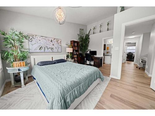 42-45 Ironstone Drive, Red Deer, AB - Indoor Photo Showing Bedroom