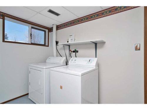 5836 58 Street, Rocky Mountain House, AB - Indoor Photo Showing Laundry Room