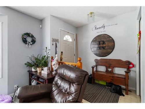 52 Elliot Crescent, Red Deer, AB - Indoor Photo Showing Other Room