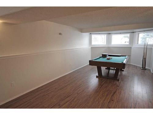 22 Willow Springs Crescent, Sylvan Lake, AB - Indoor Photo Showing Other Room