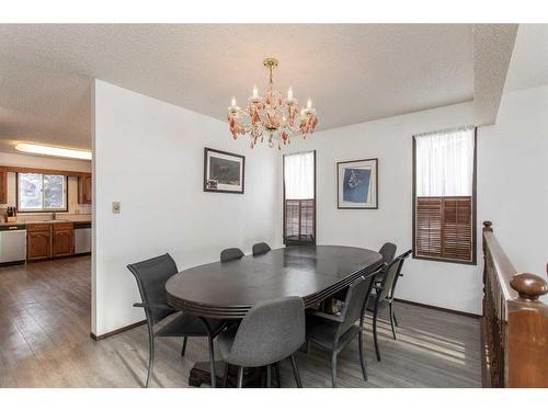 5214 Silverpark Close, Olds, AB - Indoor Photo Showing Dining Room