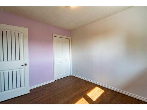 6023 50 A Avenue, Stettler, AB - Indoor Photo Showing Other Room