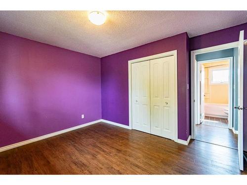 6023 50 A Avenue, Stettler, AB - Indoor Photo Showing Other Room