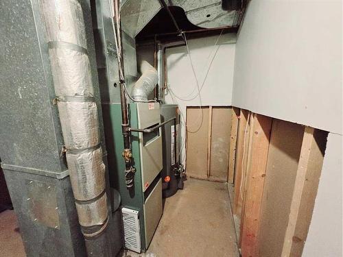 147 Mount Pleasant Drive, Camrose, AB - Indoor Photo Showing Basement