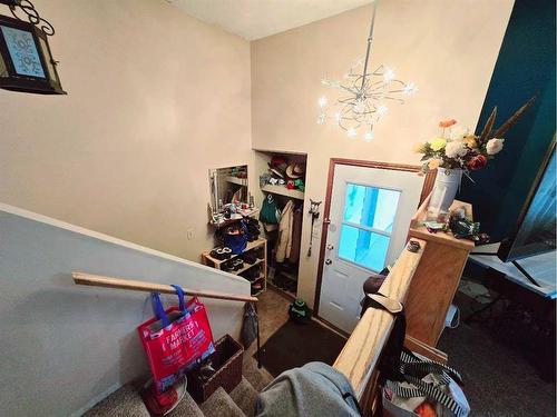 147 Mount Pleasant Drive, Camrose, AB - Indoor Photo Showing Other Room