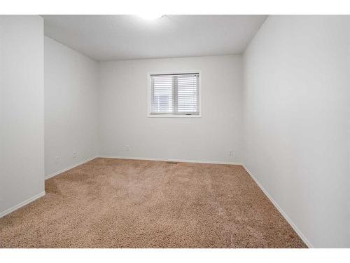 84 Vanson Close, Red Deer, AB - Indoor Photo Showing Other Room