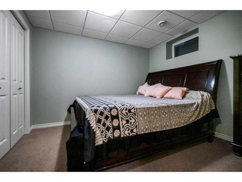 2506 Valleyview Drive, Camrose, AB - Indoor Photo Showing Bedroom