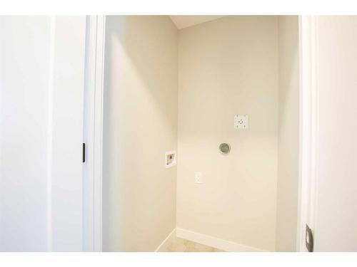 15 Gray Close, Sylvan Lake, AB - Indoor Photo Showing Other Room