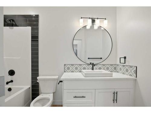 45 Bruhn Bend, Rural Ponoka County, AB - Indoor Photo Showing Bathroom