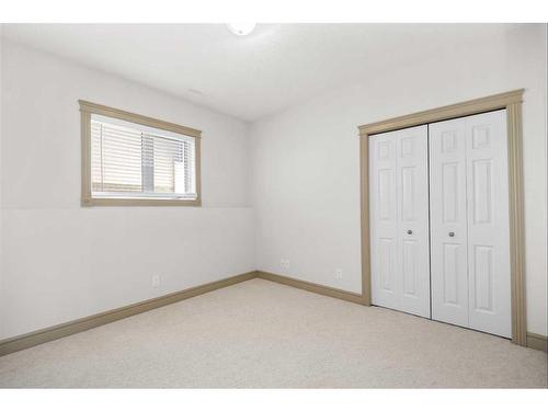 262 Addington Drive, Red Deer, AB - Indoor Photo Showing Other Room