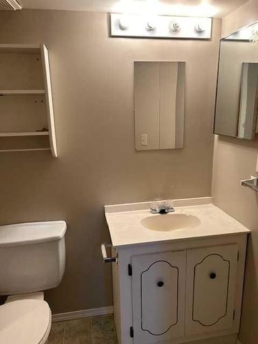 5722 56 Street, Rocky Mountain House, AB - Indoor Photo Showing Bathroom