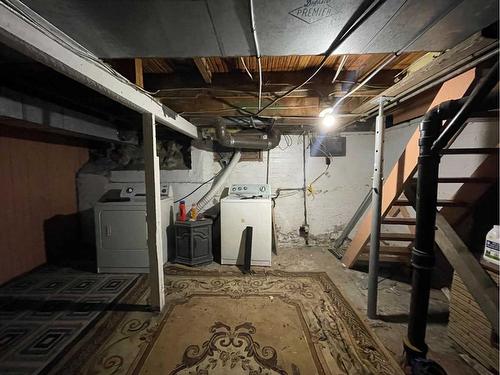 4912 51 Avenue, Alix, AB - Indoor Photo Showing Basement