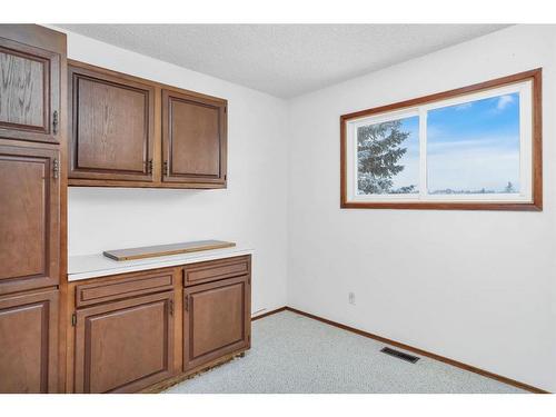 38524 Rge Rd 22-1, Rural Stettler No. 6, County Of, AB - Indoor Photo Showing Other Room