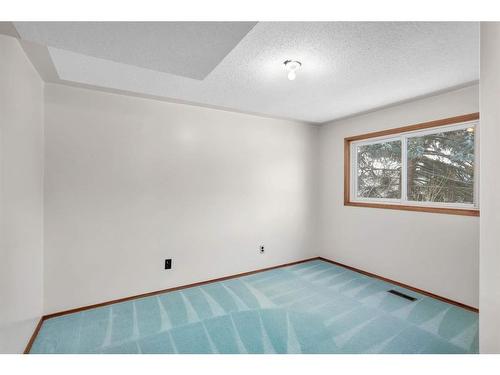 38524 Rge Rd 22-1, Rural Stettler No. 6, County Of, AB - Indoor Photo Showing Other Room