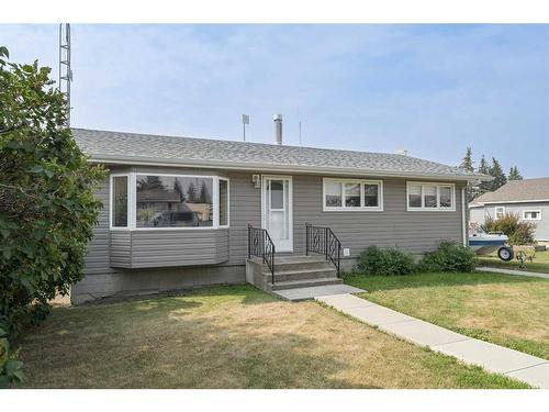 533 2Nd Avenue, Elnora, AB - Outdoor