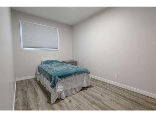 7622 103 Street, Grande Prairie, AB - Indoor Photo Showing Bedroom