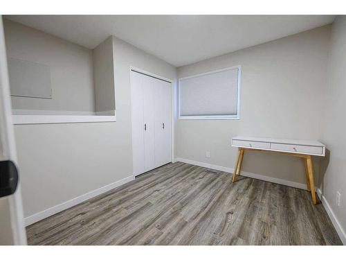 7622 103 Street, Grande Prairie, AB - Indoor Photo Showing Other Room