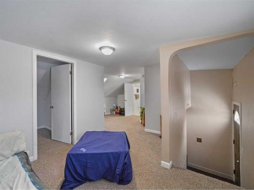 5219 50 Avenue, Camrose, AB - Indoor Photo Showing Bedroom