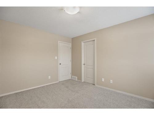 21 Pinetree Close, Blackfalds, AB - Indoor Photo Showing Other Room