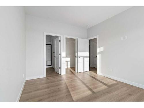 7 Ian Way, Sylvan Lake, AB - Indoor Photo Showing Other Room