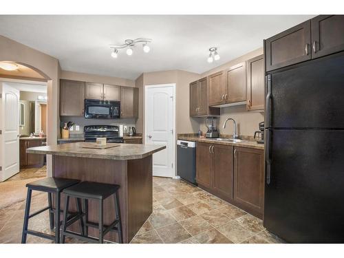 1013-31 Jamieson Avenue, Red Deer, AB - Indoor Photo Showing Kitchen