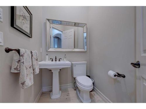 186 Alberts Close, Red Deer, AB - Indoor Photo Showing Bathroom