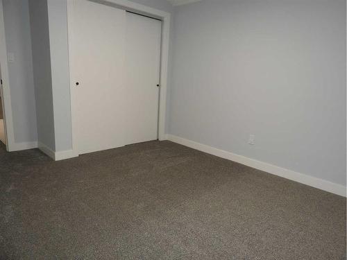 3305 44A Avenue, Red Deer, AB - Indoor Photo Showing Other Room