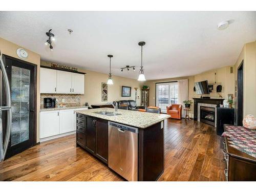 102-3515 49 Avenue, Red Deer, AB - Indoor Photo Showing Kitchen With Double Sink