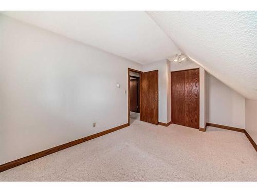 68 Payne Close, Red Deer, AB - Indoor Photo Showing Other Room