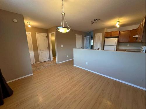 4523 45 Avenue Close, Rocky Mountain House, AB - Indoor Photo Showing Kitchen