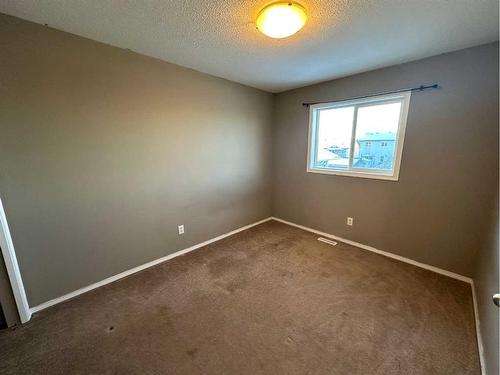 4523 45 Avenue Close, Rocky Mountain House, AB - Indoor Photo Showing Other Room